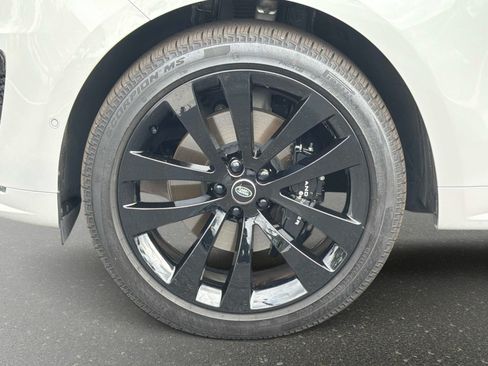 Used 2025 Land Rover Range Rover Sport Dynamic SE AWD/4WD image 12