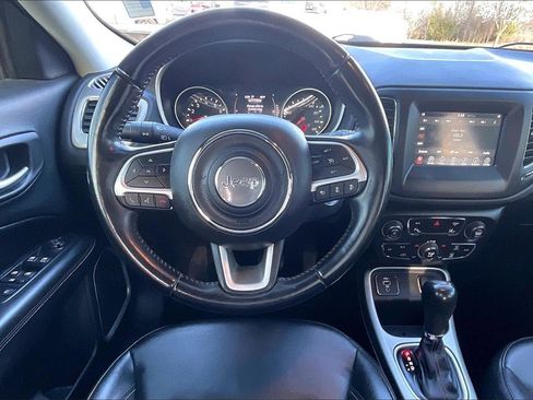 Used 2020 Jeep Compass Latitude image 5