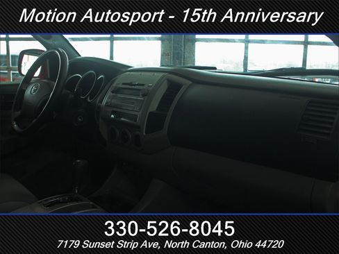 Used 2011 Toyota Tacoma 4x4 Double Cab w/ TRD Sport Pkg image 29