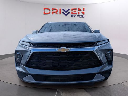 Used 2024 Chevrolet Blazer LT FWD image 8