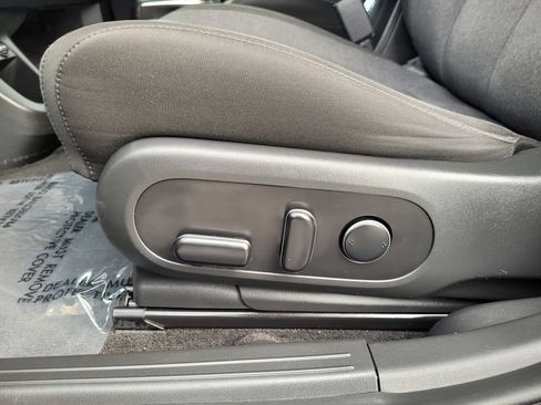 Used 2024 Hyundai Ioniq 5 SEL RWD image 13