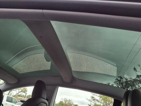 Used 2024 Tesla Model 3 Long Range image 19