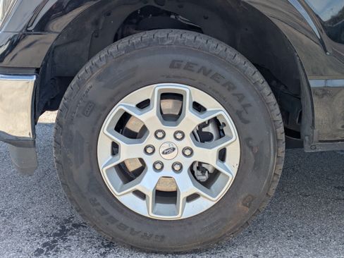 Used 2022 Ford F150 XLT w/ Equipment Group 301A Mid AWD/4WD image 10