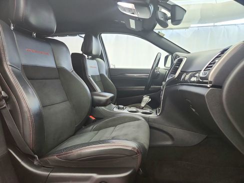 Used 2018 Jeep Grand Cherokee Trailhawk image 34