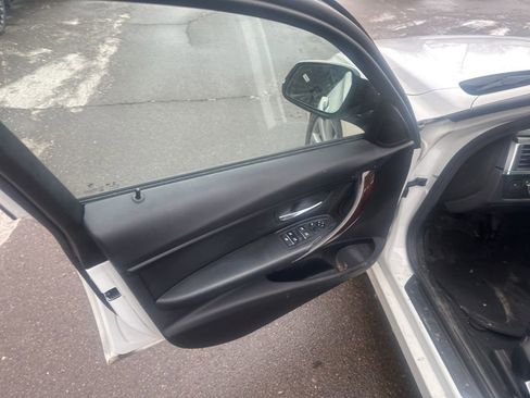 Used 2017 BMW 320i xDrive Sedan image 20