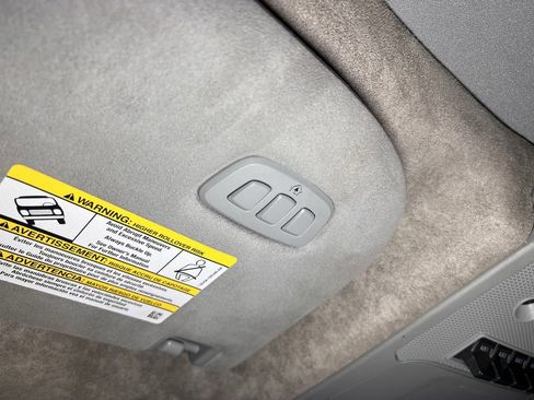 Used 2022 Ford F350 Limited image 24