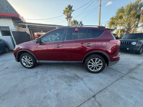 Used 2018 Toyota RAV4 Limited FWD image 8