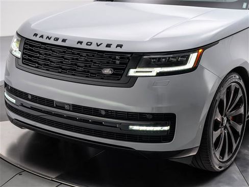 Used 2025 Land Rover Range Rover Long Wheelbase Autobiography image 31
