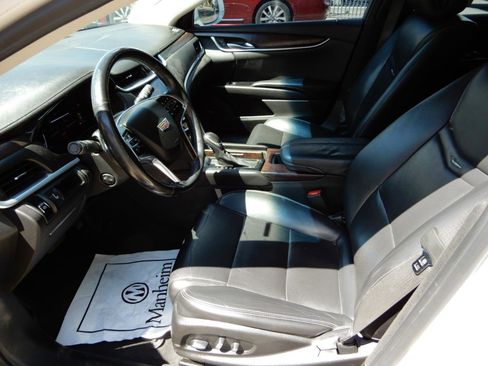 Used 2019 Cadillac XTS Luxury FWD image 11