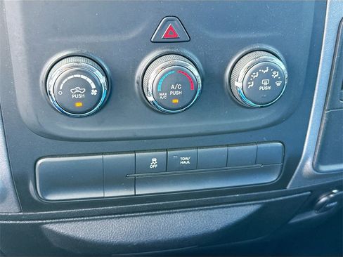 Used 2019 RAM 1500 Tradesman w/ Tradesman SXT Package image 16