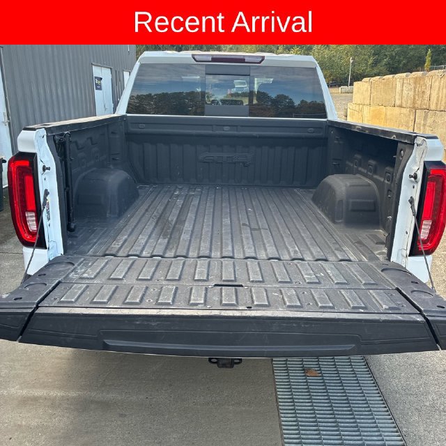 Used 2023 GMC Sierra 1500 AT4 w/ AT4 Premium Package AWD/4WD image 8
