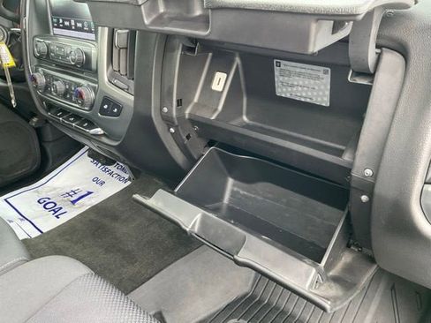 Used 2018 Chevrolet Silverado 1500 LT w/ All Star Edition AWD/4WD image 25