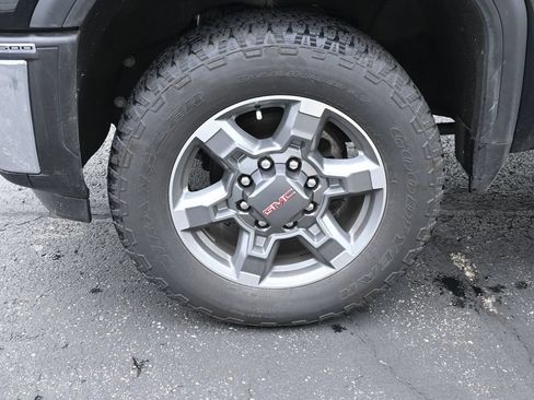 Used 2025 GMC Sierra 2500 SLT w/ SLT Convenience Package AWD/4WD image 14