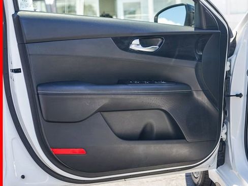 Certified 2023 Kia Forte GT-Line FWD image 21