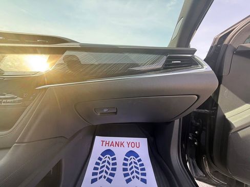 Certified 2023 Cadillac XT6 Premium Luxury w/ Technology Package image 30