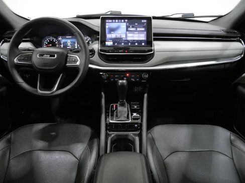 Used 2023 Jeep Compass Limited w/ Sun and Sound Group AWD/4WD image 11