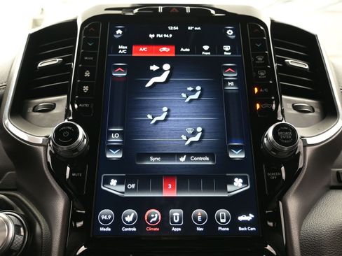 Used 2020 RAM 1500 Laramie w/ Sport Appearance Package AWD/4WD image 33