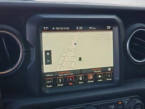 Used 2019 Jeep Wrangler Unlimited Sahara AWD/4WD image 13