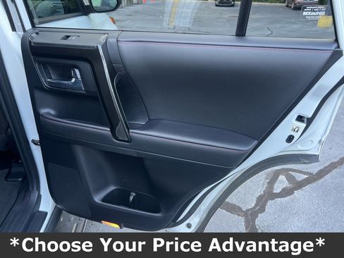 Used 2024 Toyota 4Runner TRD Off-Road image 17