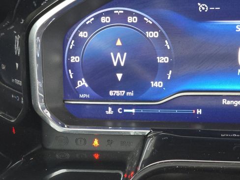 Used 2022 Chevrolet Silverado 1500 LT w/ Z71 Off-Road Package image 39