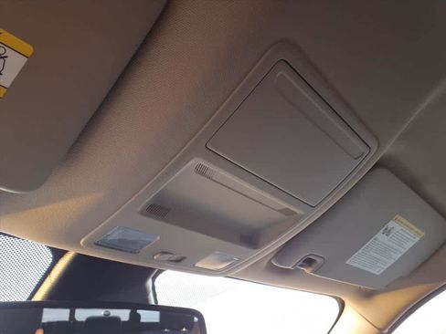 Used 2022 Ford Ranger XLT w/ Equipment Group 302A High image 15