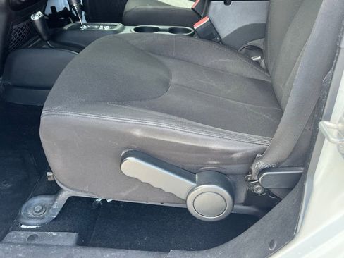 Used 2017 Jeep Wrangler Unlimited Sport w/ Quick Order Package 24S AWD/4WD image 26