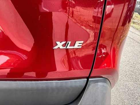Certified 2023 Toyota RAV4 XLE w/ Convenience Package FWD image 10