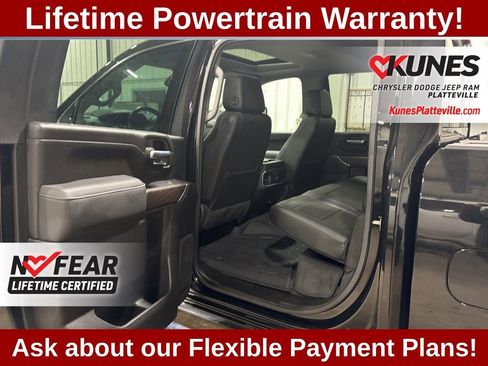 Used 2023 GMC Sierra 2500 Denali w/ Denali Ultimate Package image 15