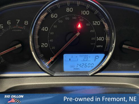 Used 2015 Toyota RAV4 Limited image 18