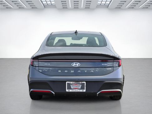 New 2026 Hyundai Sonata Blue FWD image 5