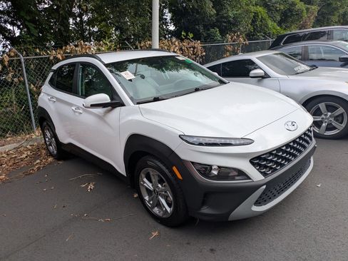 Used 2023 Hyundai Kona SEL w/ Cargo Package FWD image 1