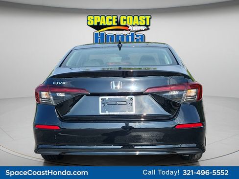 Used 2025 Honda Civic LX image 4
