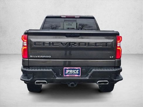 Used 2021 Chevrolet Silverado 1500 LT Trail Boss w/ Convenience Package II image 4