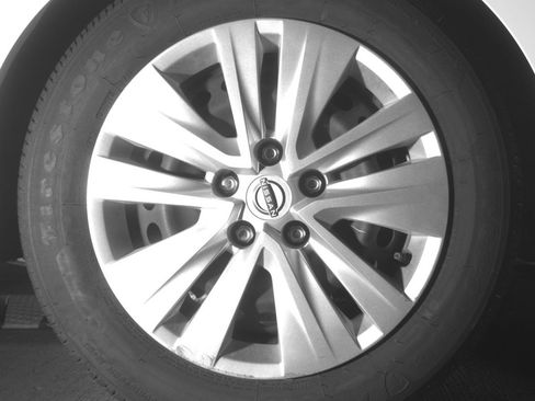 Used 2025 Nissan Sentra S FWD image 15