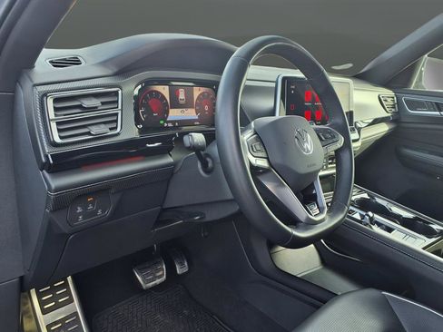 Used 2024 Volkswagen Atlas Cross Sport SEL Premium R-Line image 12