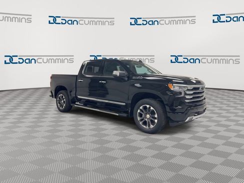 New 2026 Chevrolet Silverado 1500 High Country w/ Technology Package AWD/4WD image 2