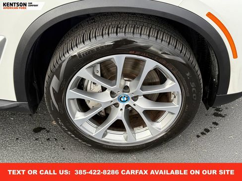 Used 2025 BMW X5 xDrive50e image 14