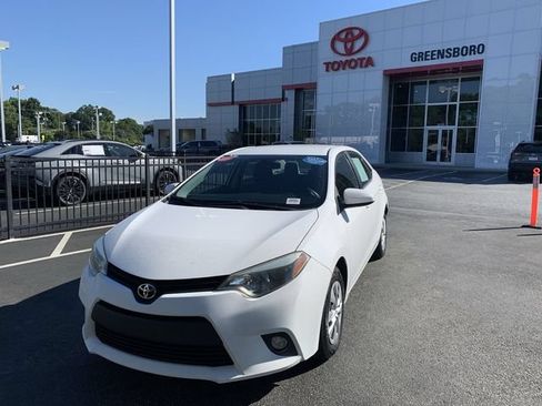 Used 2015 Toyota Corolla L FWD image 1
