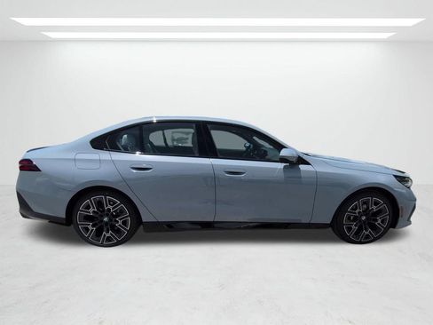 New 2027 BMW 530i w/ M Sport Package RWD image 3