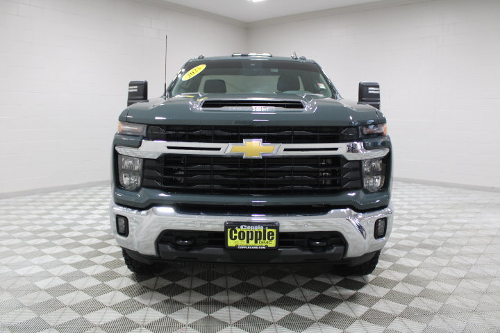 Used 2025 Chevrolet Silverado 2500 LT AWD/4WD image 5