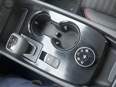 Certified 2026 Nissan Rogue SV AWD/4WD image 25