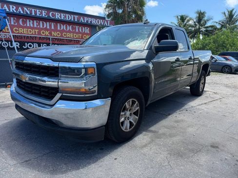 Used 2019 Chevrolet Silverado 1500 LT RWD image 1