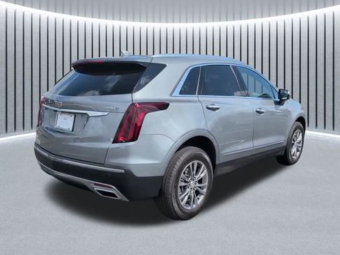 Used 2023 Cadillac XT5 Premium Luxury AWD/4WD image 4