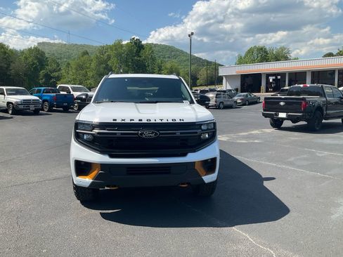 New 2026 Ford Expedition Tremor AWD/4WD image 2