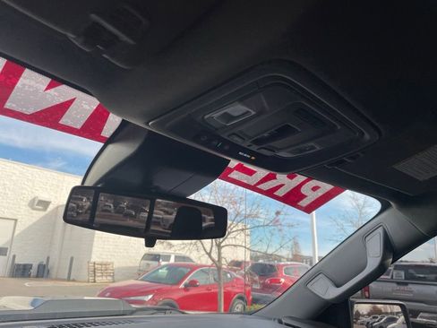 Used 2023 Chevrolet Silverado 1500 LT Trail Boss w/ Convenience Package II image 20