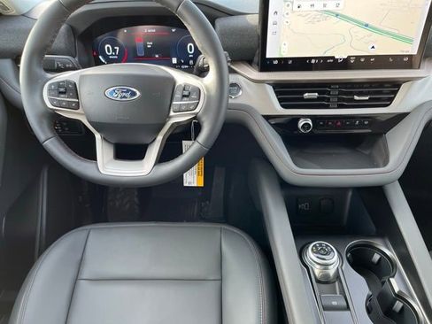 New 2026 Ford Explorer Active w/ Active Comfort Package image 18