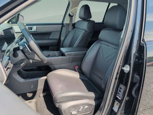 Used 2024 Hyundai Santa Fe SEL FWD image 15