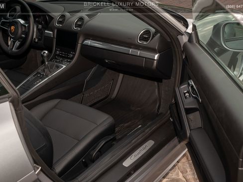 Used 2024 Porsche 718 Cayman image 58
