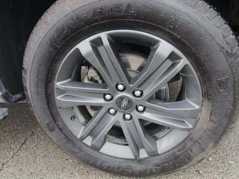 Used 2023 Ford F150 XLT w/ Equipment Group 302A High image 15