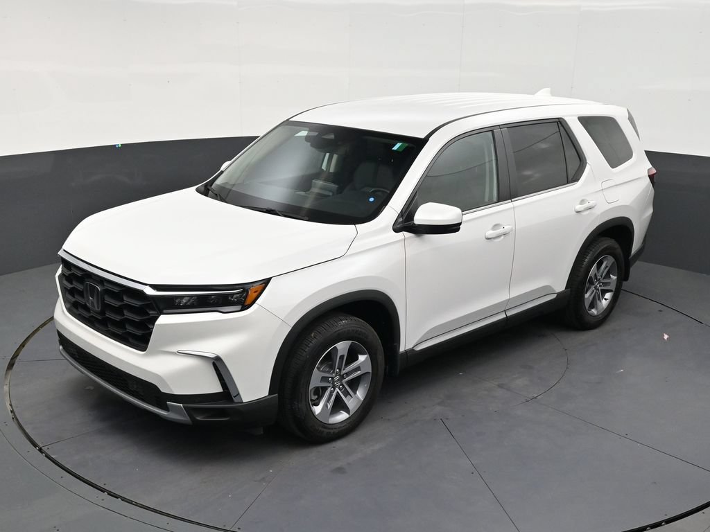 Used 2025 Honda Pilot EX-L image 12